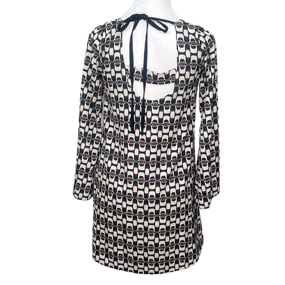 Molly Bracken Printed Dress - Picture 5 of 8